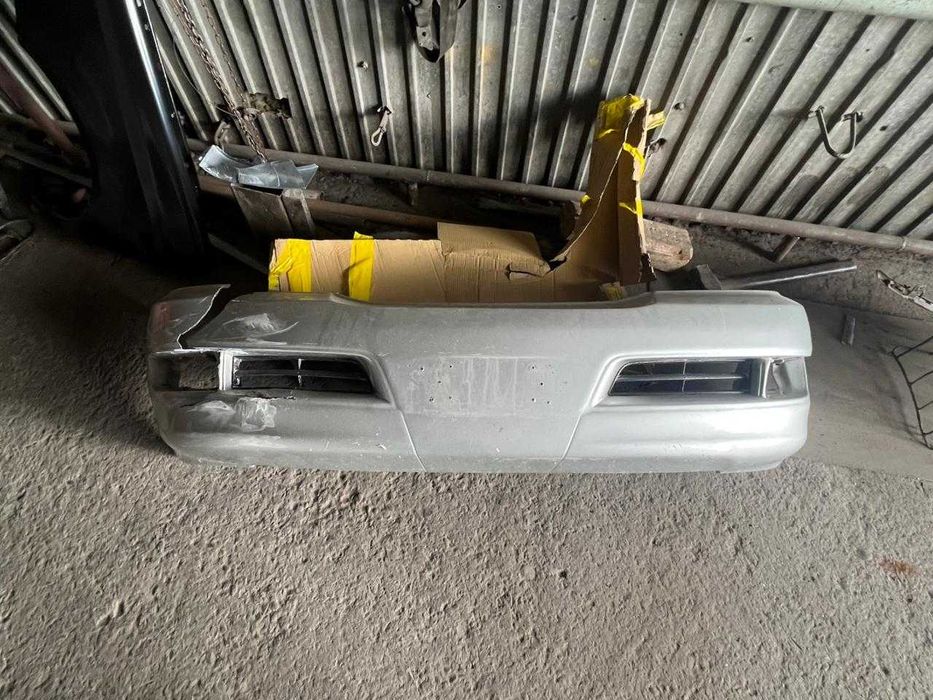 Передний бампер Лексус GX470