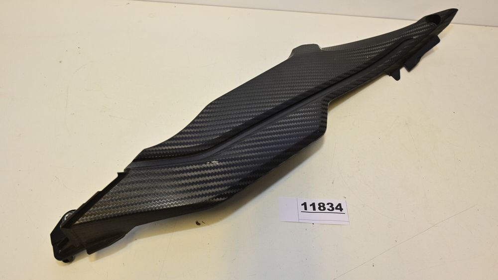 Carena Dreapta Rezervor Benzina Yamaha MT09 / Tracer 2014 - 2024