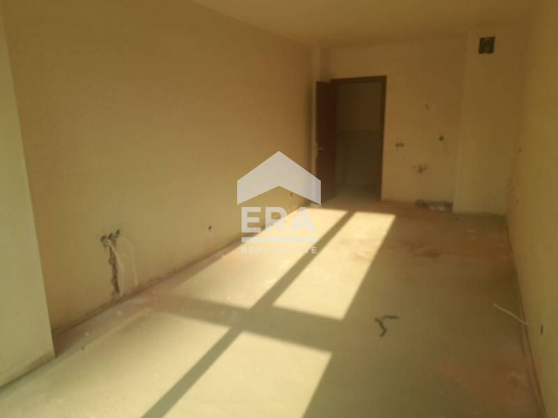 Продава се Двустаен апартамент в София, Зона Б-18 - 71 кв.м за 2211 €/кв.м - Снимка #6