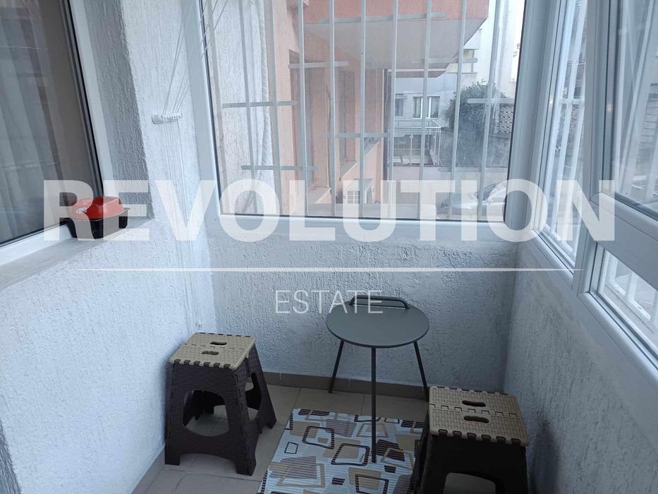 Дава се под наем Двустаен апартамент в Варна, Център - 90 кв.м за 475 € - Снимка #11