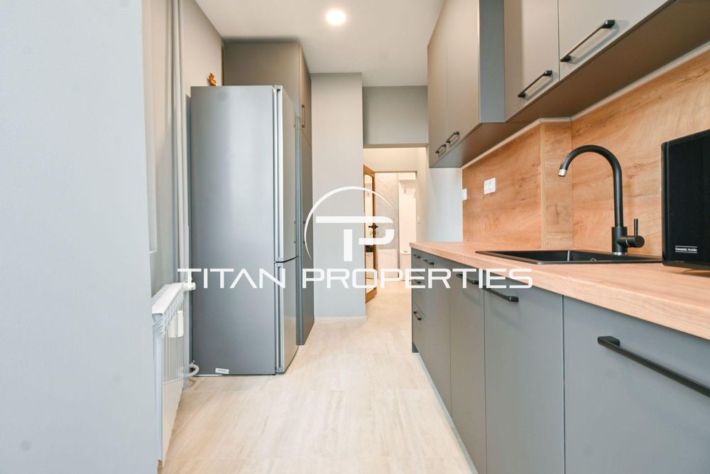 Дава се под наем Тристаен апартамент в София, Център - 110 кв.м за 1296.42 € - Снимка #4