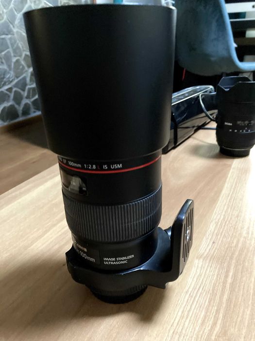 Obiectiv Lentila Canon 100mm f/2.8L EF Macro IS USM cu stabilizator