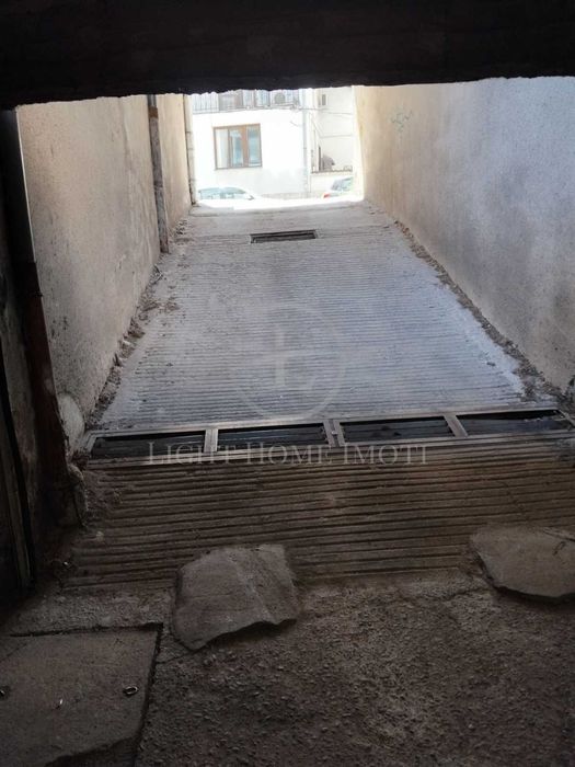 Продава се Гараж / Паркомясто в Пловдив, Кършияка - 20 кв.м за 1020 €/кв.м - Снимка #4