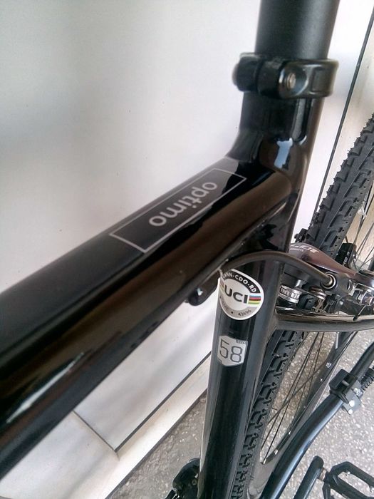 Bicicleta Cannondale CAAD Optimo 3