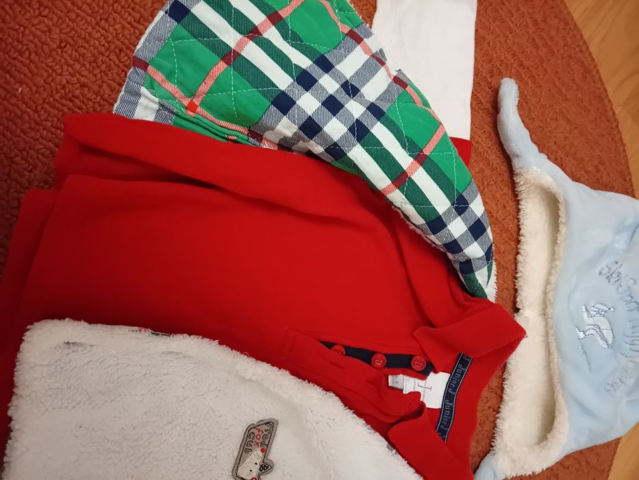 Качествено и красиво комплектче 6-9 мес