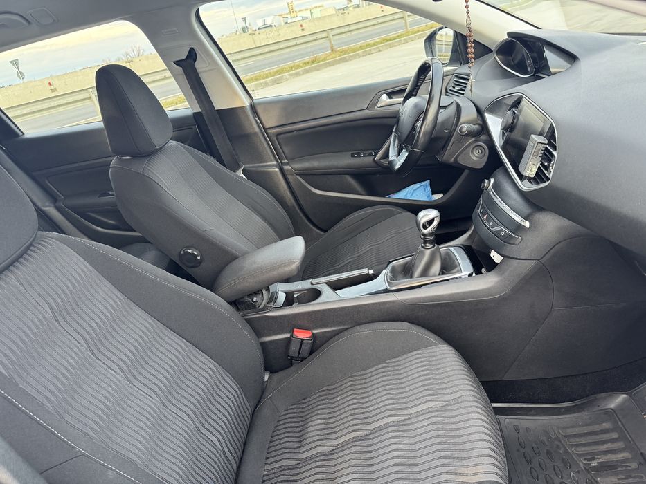 Peugeot 308 din 2014