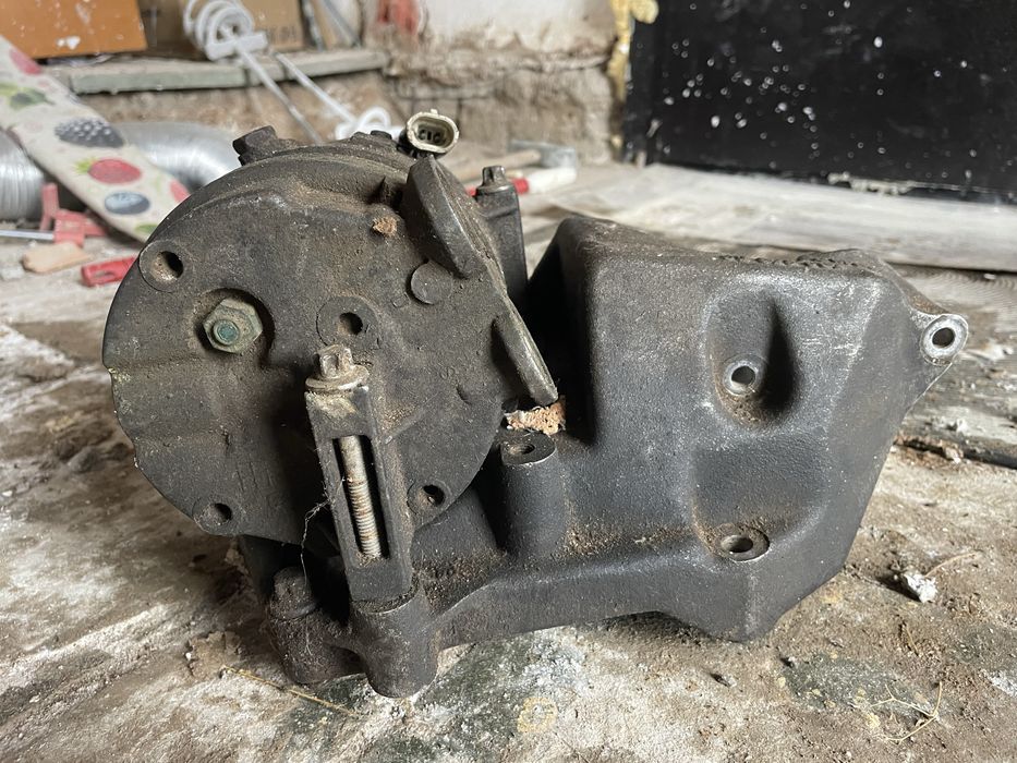 Компрессор кондиционера Опель Вектра Б (рестайлинг)