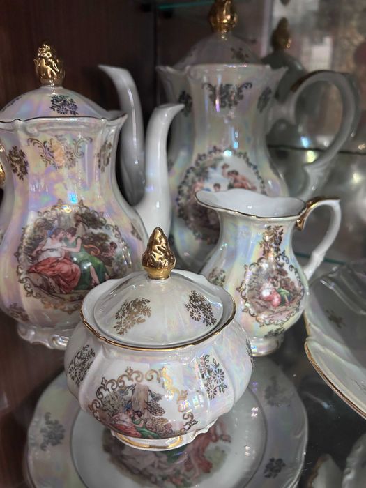 Продам 4 предмета из сервиза Мадонна