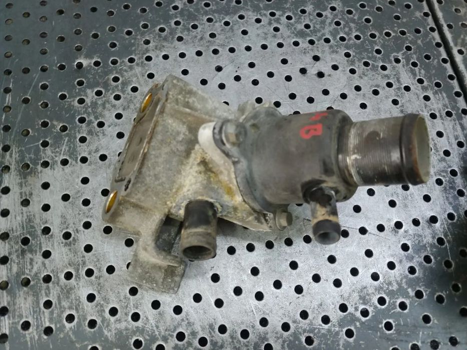 carcasa termostat k7j-a7  1.4 b dacia logan
