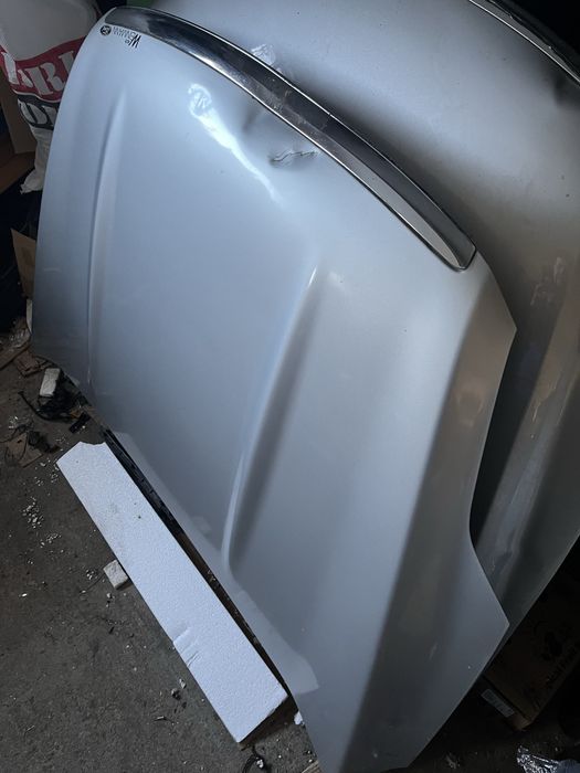 Capota ford kuga an 2008-2010 cu defect(vezi poze)