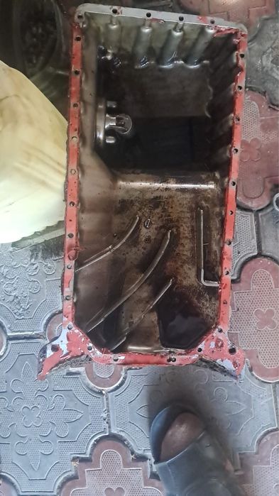 Поддон 102 мотор 2.3 мерседес