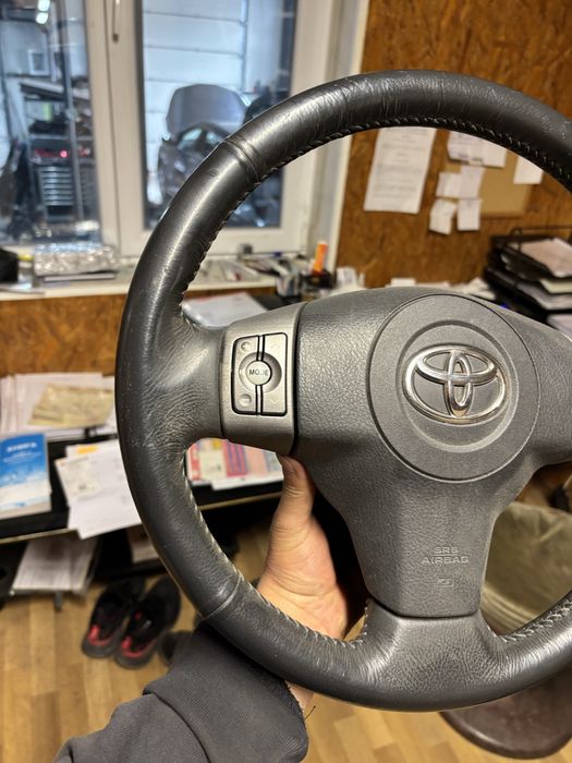 волан за toyota rav4