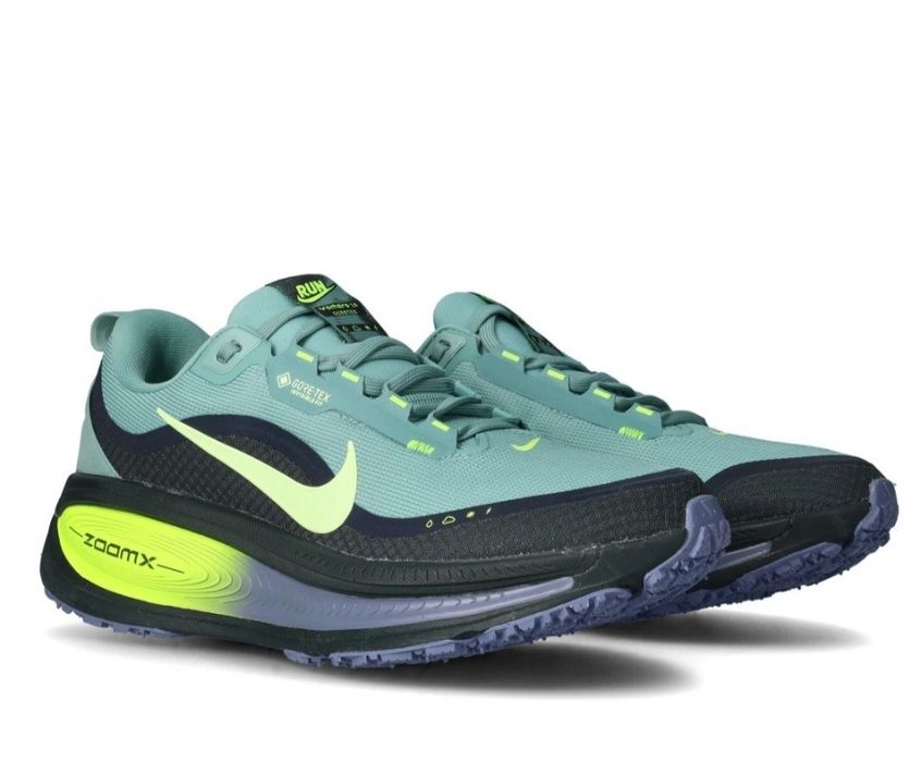Nike Vomero18 gore-tex