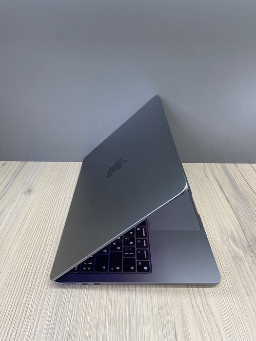 Apple MacBook Air M2 | 23 циклов | 256GB | 8GB