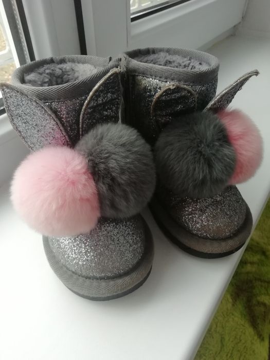 Продам зимние сапожки