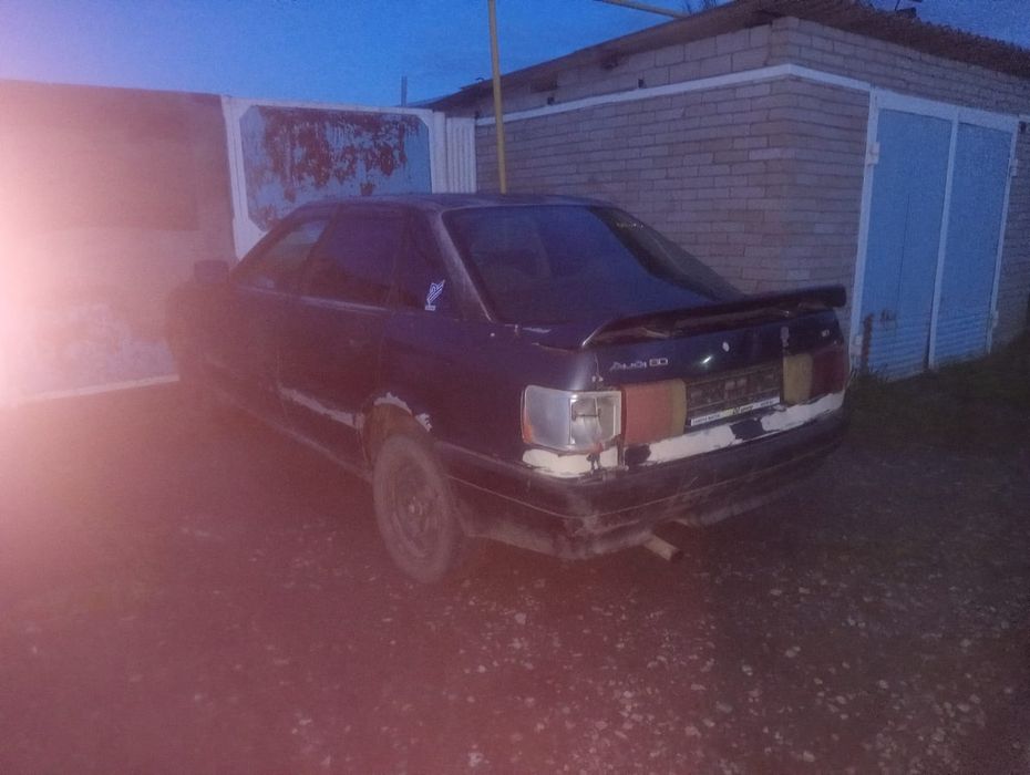 Продам Ауди б3 на ходу