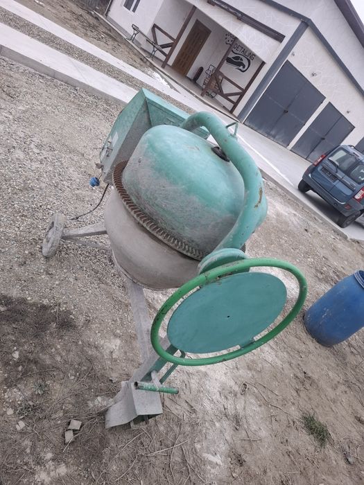 Betoniera italia 250 L