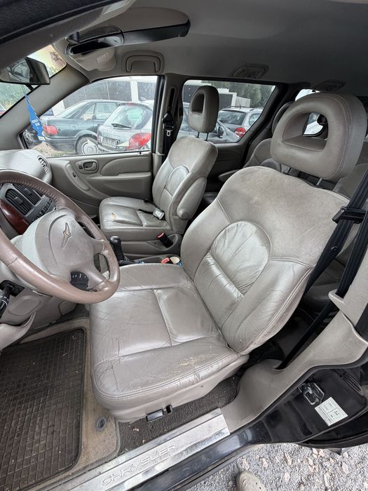 Chrysler Voyager 2.5 Dizel CRD 143 к.с. 2001 г. на части