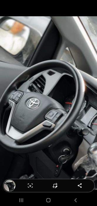 Toyota Sienna сатылады