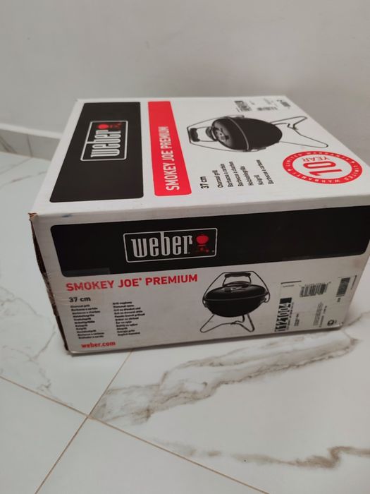 Барбекю  Smokey Joe Premium