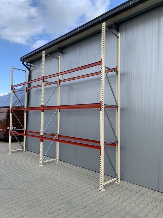 Rafturi metalice cu polite