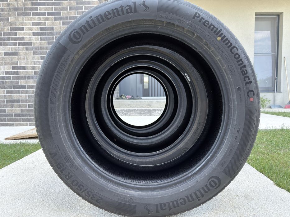 Set 4 anvelope de vara CA NOI Continental PremiumContact C 235/50 R19 99V