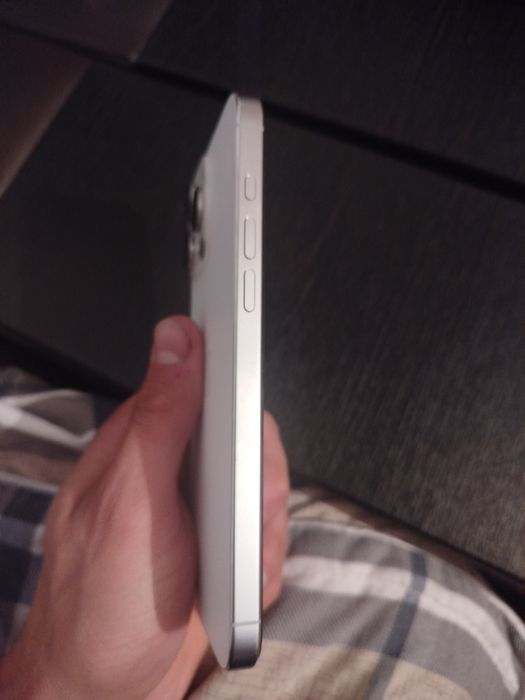 Продам iPhone 16 pro max