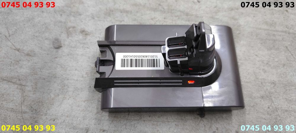 acumulator SV03 aspirator Dyson V6 defect se vinde ca in poze