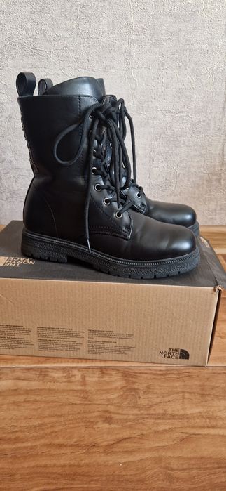 Демисезонная обувь на девочку