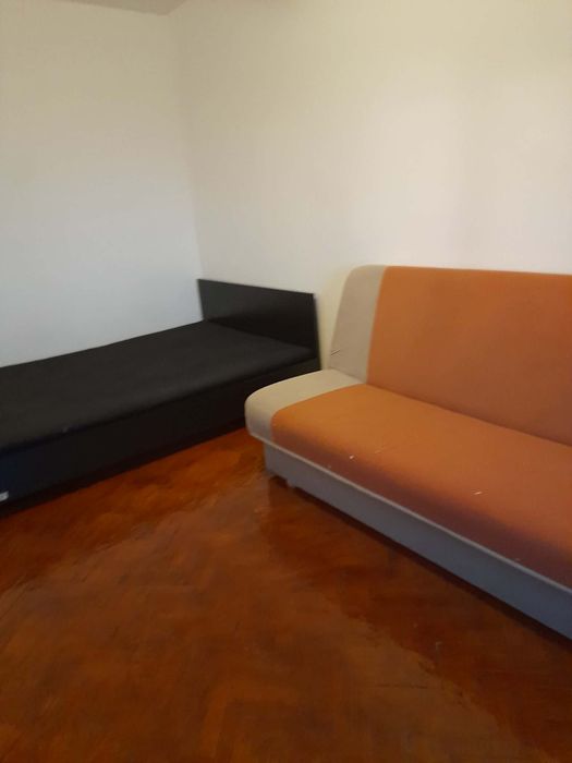 Zona 1 mai langa magazinul Sara facultatea de medicina