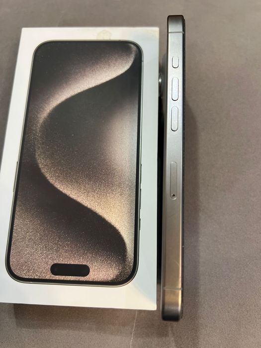 Продаю IPhone 15 pro,  б/у