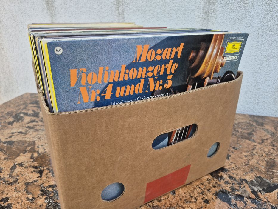 Vând colecție 200lp discuri vinil Deutsche Grammophon muzica clasica