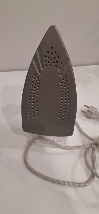 Утюг Braun паровой