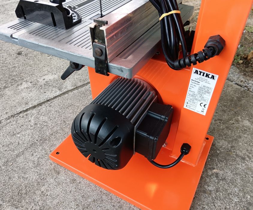 Banzic, fierăstrău cu pânză circulară, ATIKA, cu accesoriile din poze, 250W