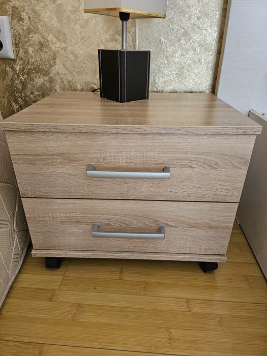 Noptiere Mobexpert stare excelenta