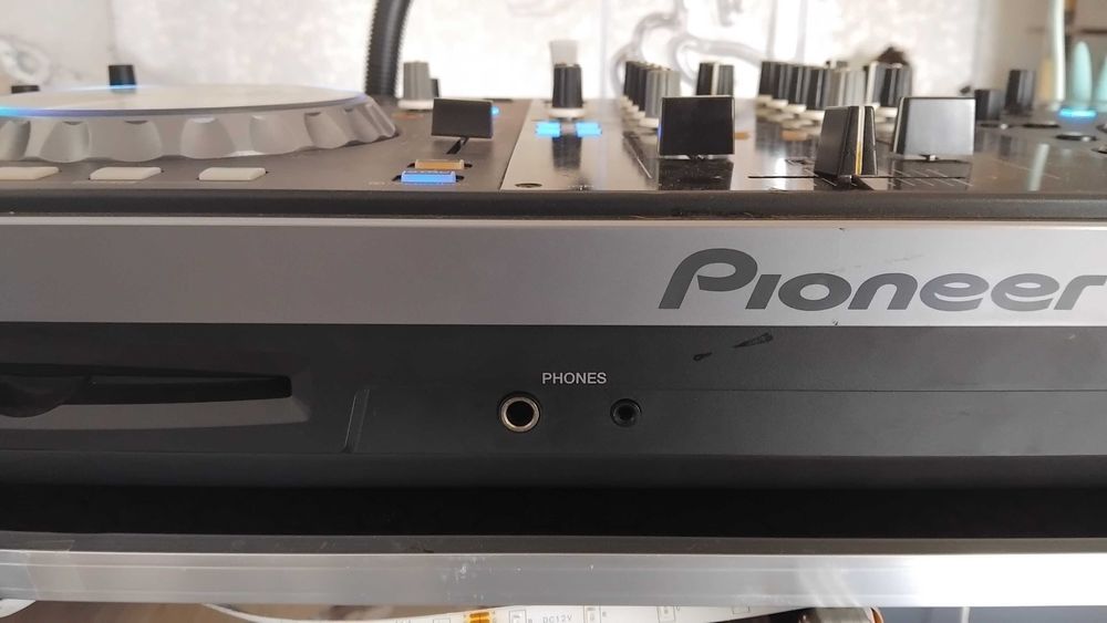 Consolă Pioneer DJ XDJ-R1