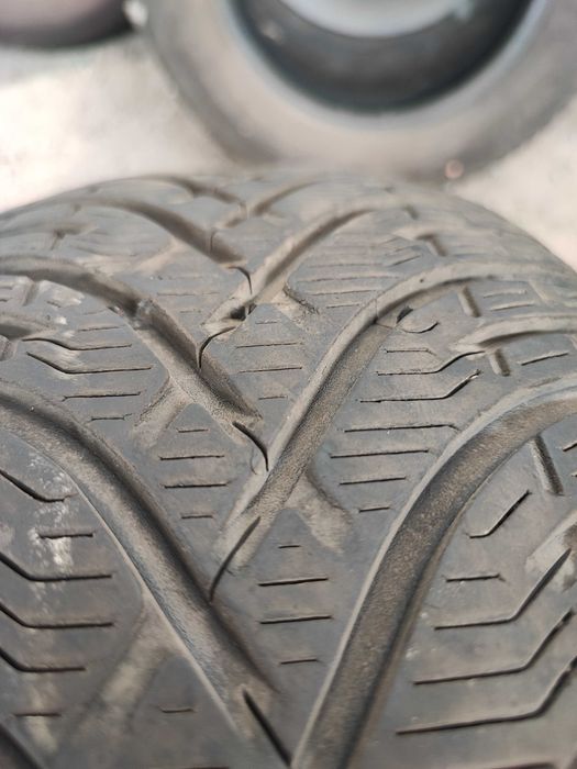 Зимни гуми 205/60R16 92H BF GOODRICH - 2 броя