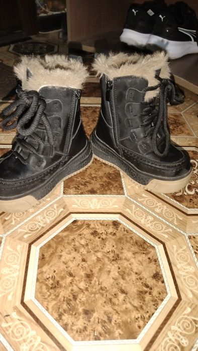 Зимние ботинки 27 размер продам