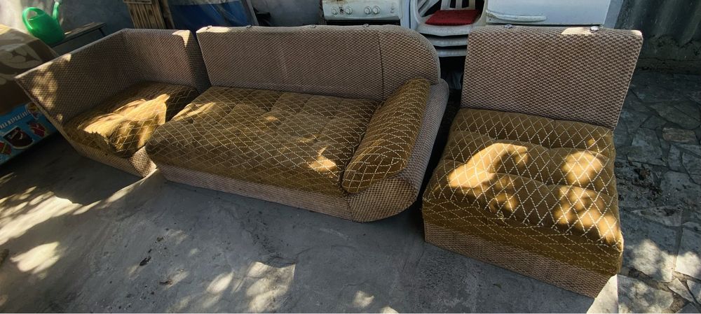 Уголок для  балкона, дачи, кухни.