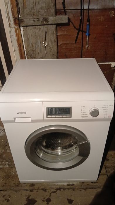 Продам стиральную машину