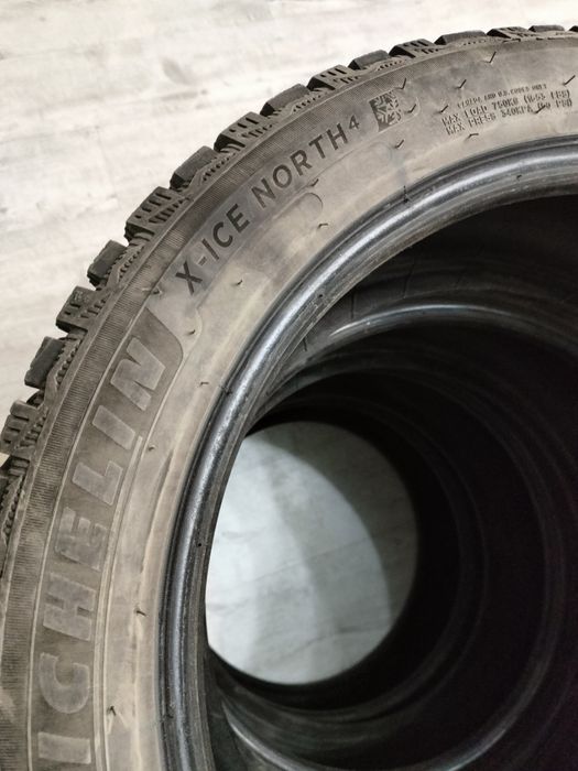 Michelin  235/45/18
