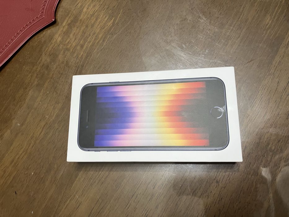 Iphone SE 2022 года