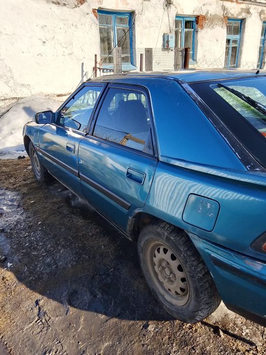 Продам Мазда 323f