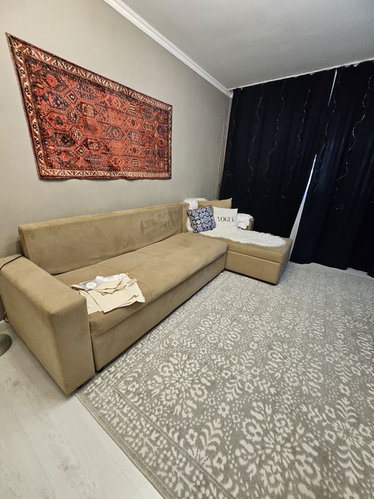 Продам диван большой качественный  80 тыс срочно