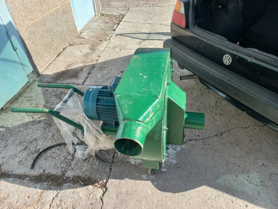 Драбилка зернодробилка