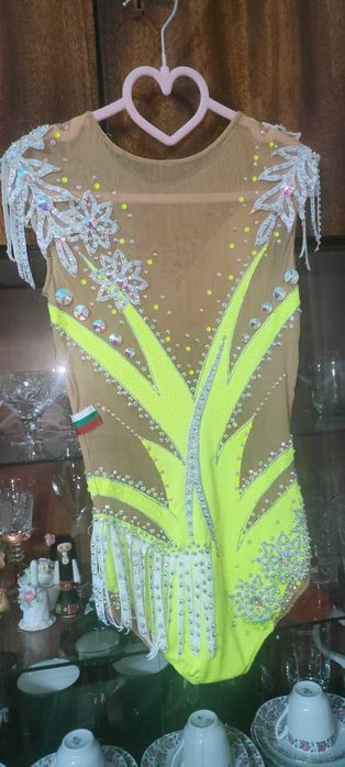 Трико за художествена гимнастика