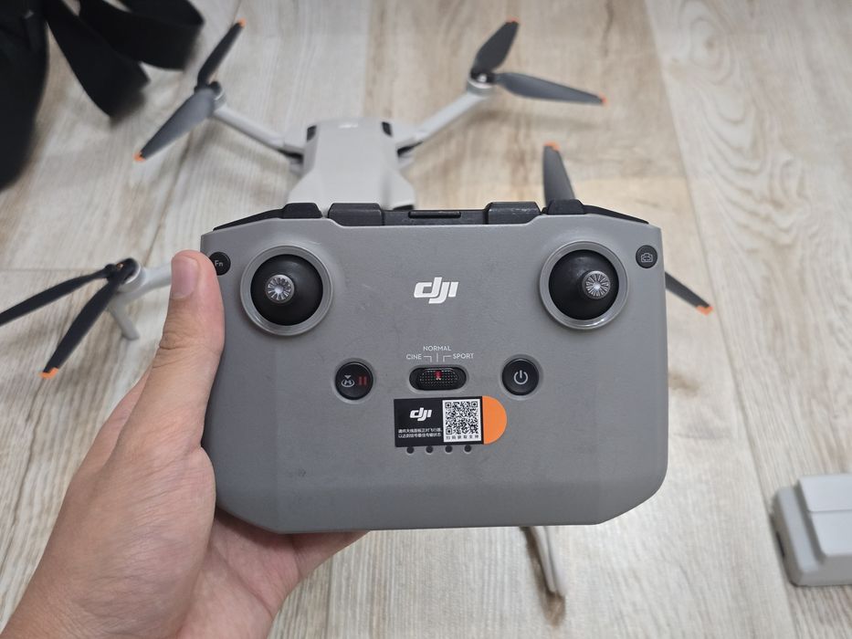 DJI Mini 3 4K HDR с коробкой