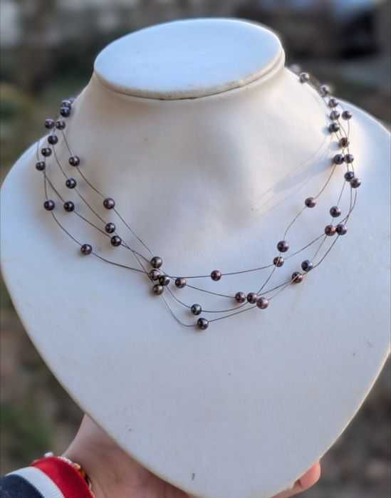 Colier vechi din argint de 925, cu perle negre pe patru siraguri,copii