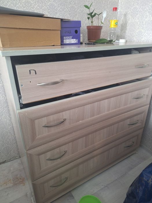 Комод б/у в хорошем состоянии