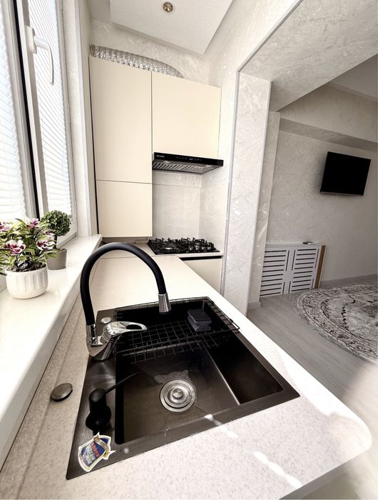 Продается 2/7/9  Метро Ойбек ,Цум ,Космонавтов